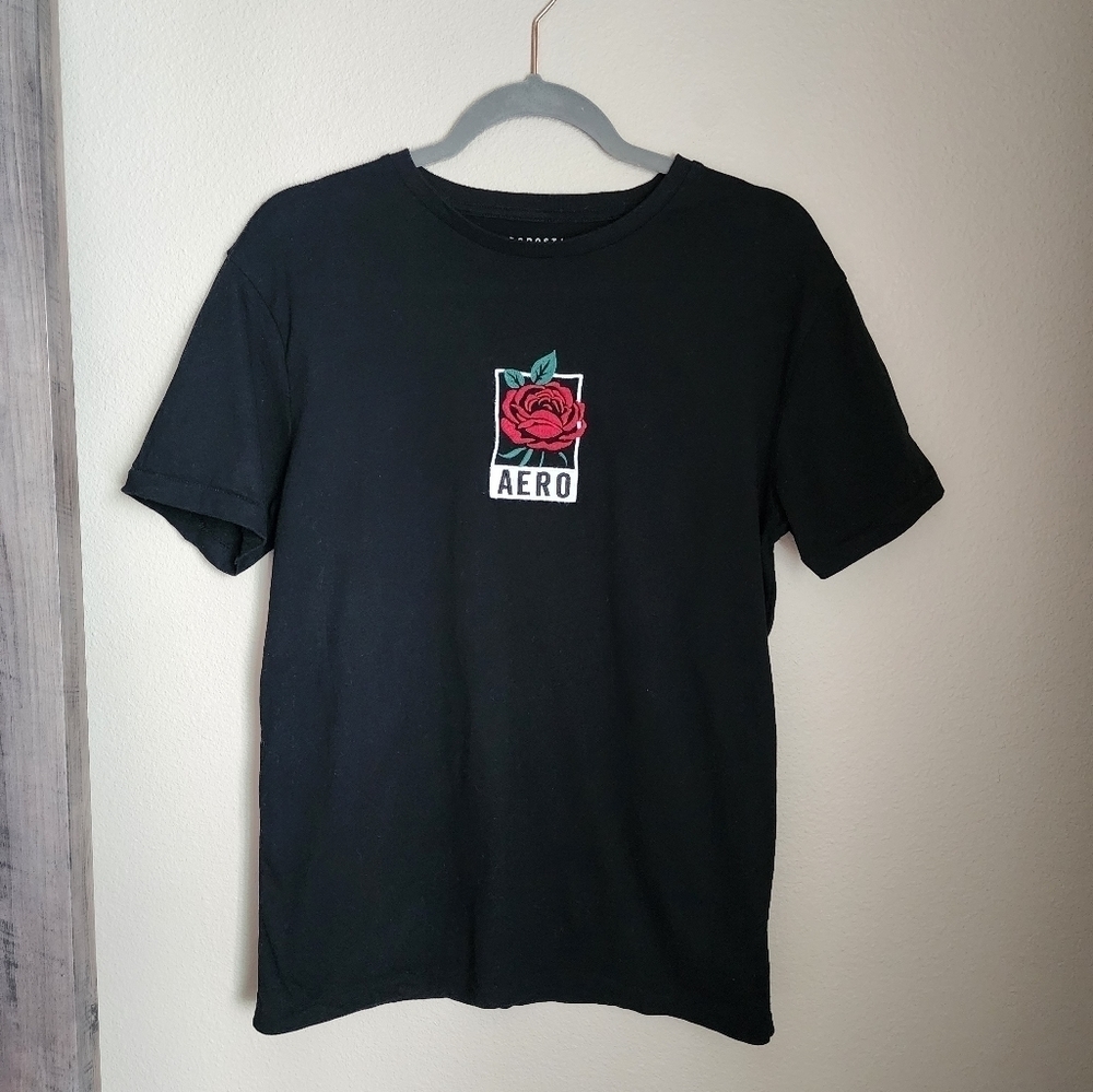 Aeropostale black embroidered tshirt size S
